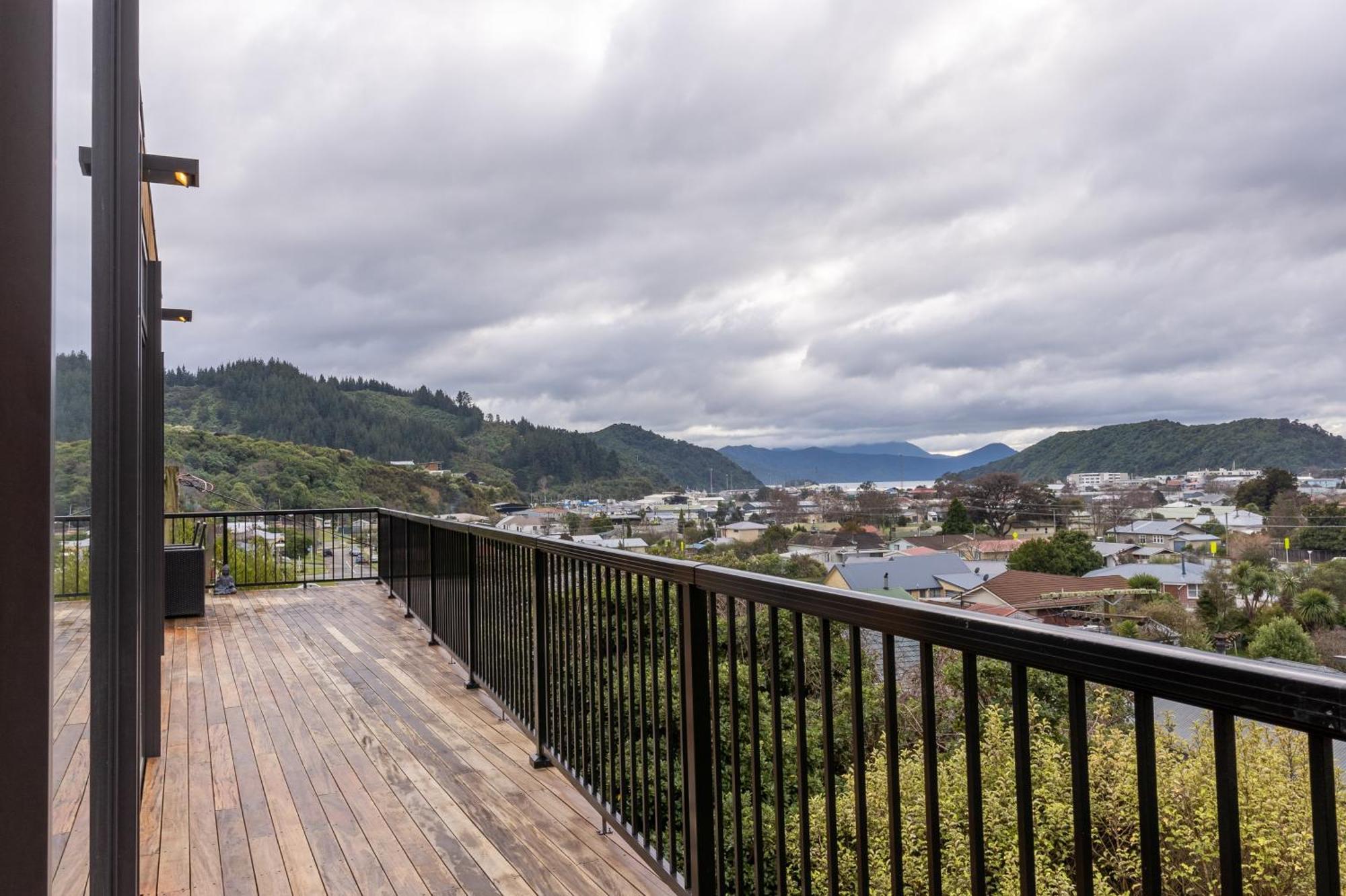 Firkins Retreat, Picton Villa Exterior photo